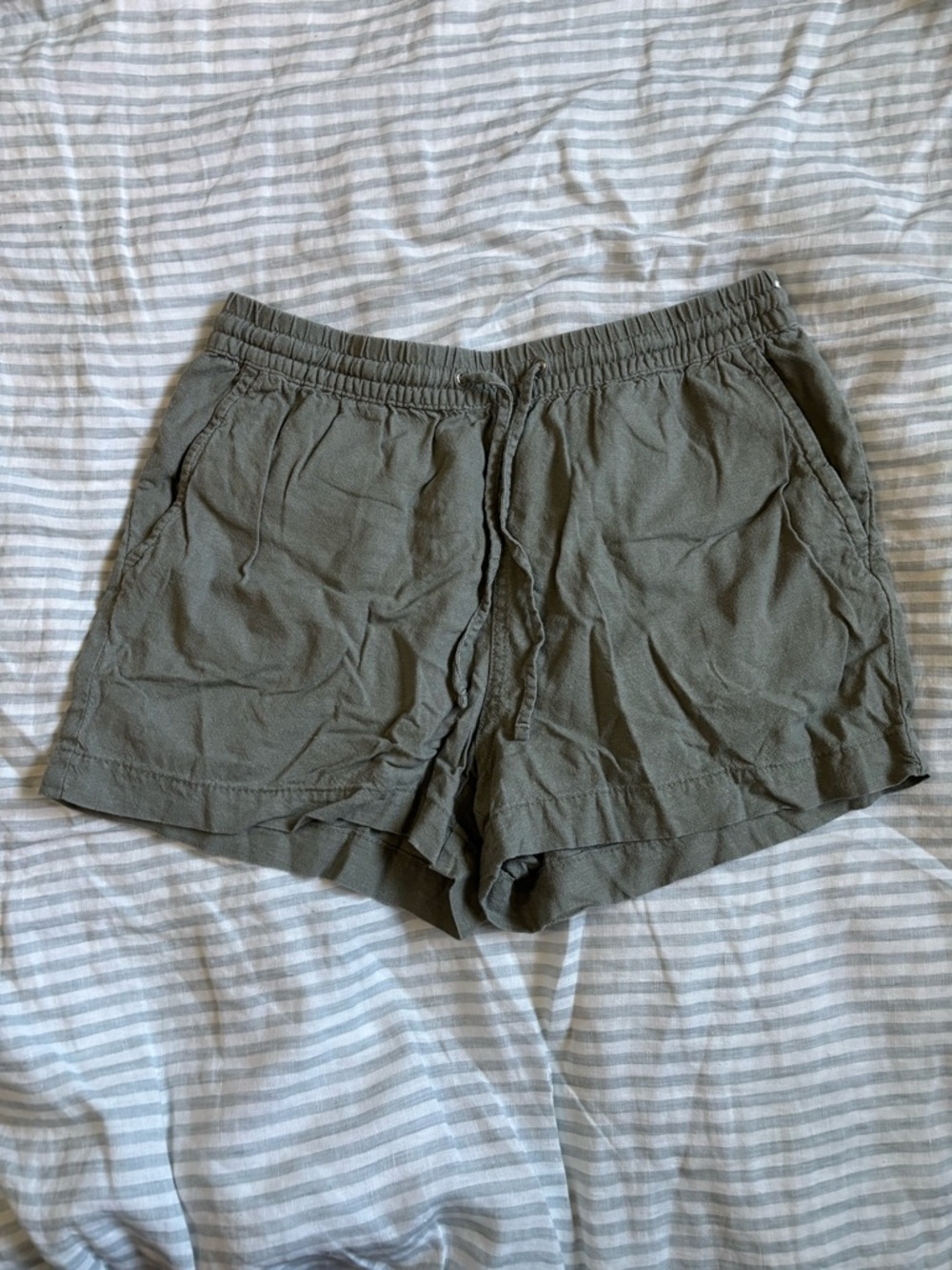 H&M Linen Blend Olive Shorts